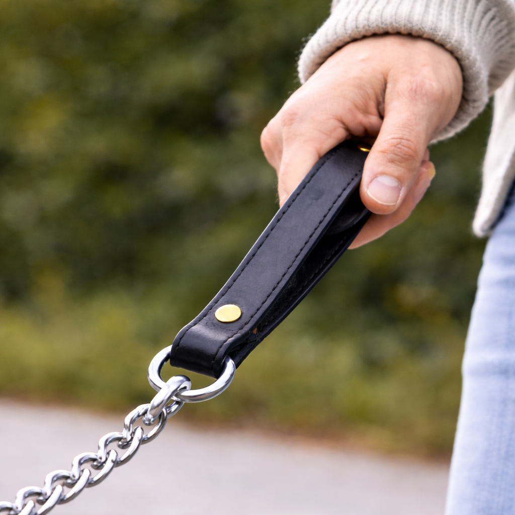 Heavy Duty Chain Lead - Leather Handle ( 80cm)